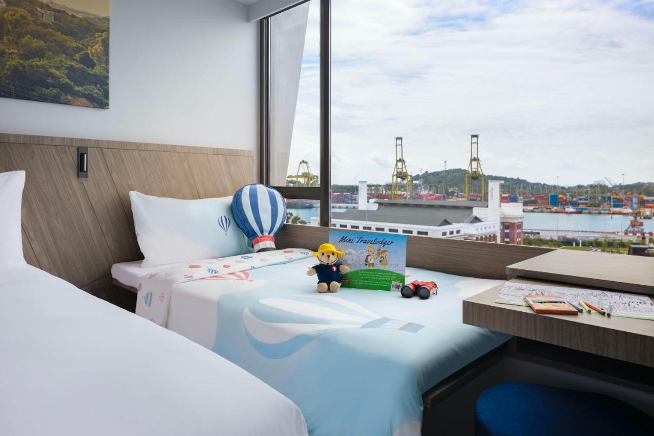 Travelodge Harbourfront Сингапур Экстерьер фото